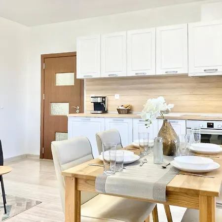 Central Apartment For 4 Guests Next To State Opera Στάρα Ζαγόρα Εξωτερικό φωτογραφία