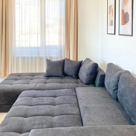 Central Apartment For 4 Guests Next To State Opera Στάρα Ζαγόρα Εξωτερικό φωτογραφία