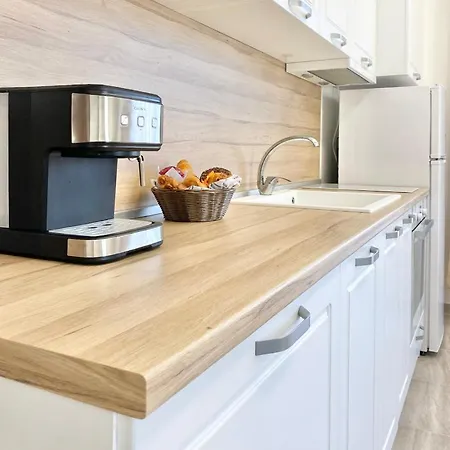Central Apartment For 4 Guests Next To State Opera Στάρα Ζαγόρα Εξωτερικό φωτογραφία